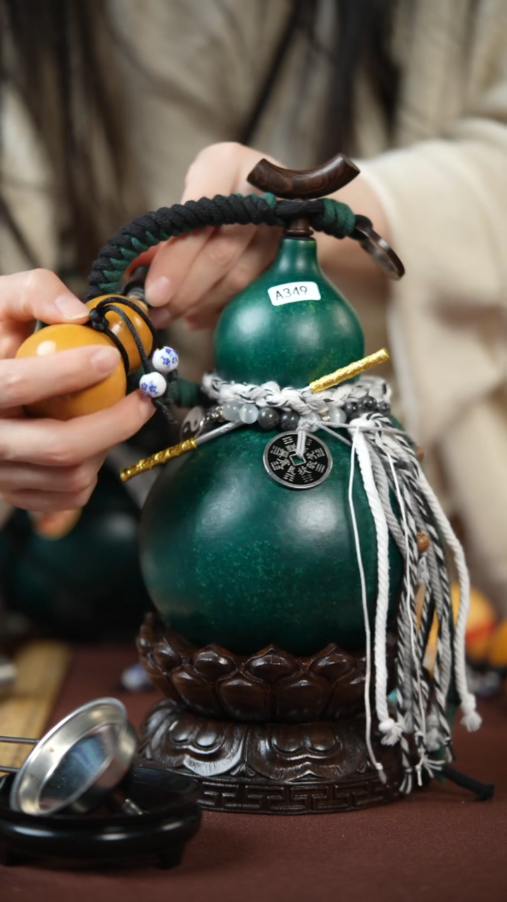 【闪购商品】349号500ml左右的非遗漆器酒葫芦