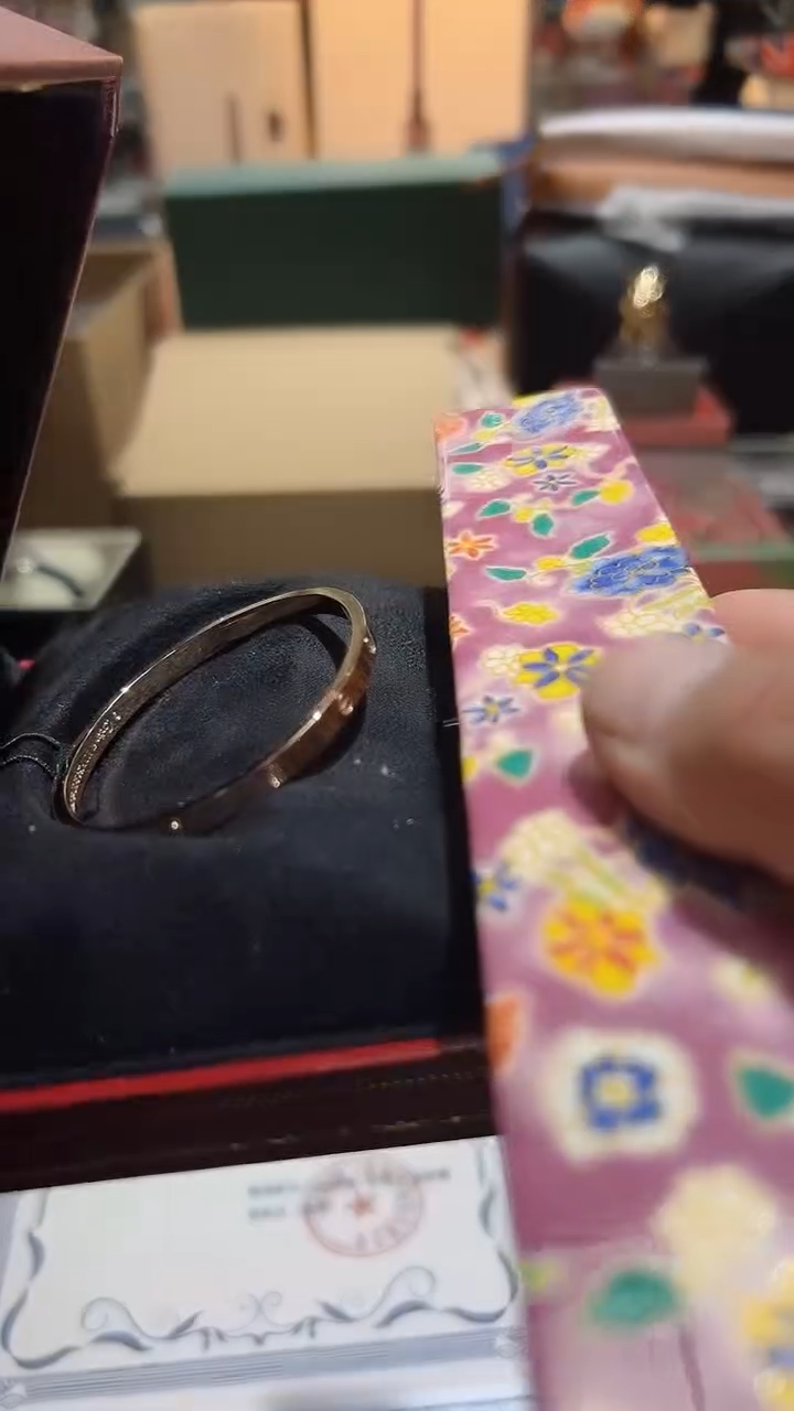 【闪购商品】瓷片正品保真，清库存玫瑰