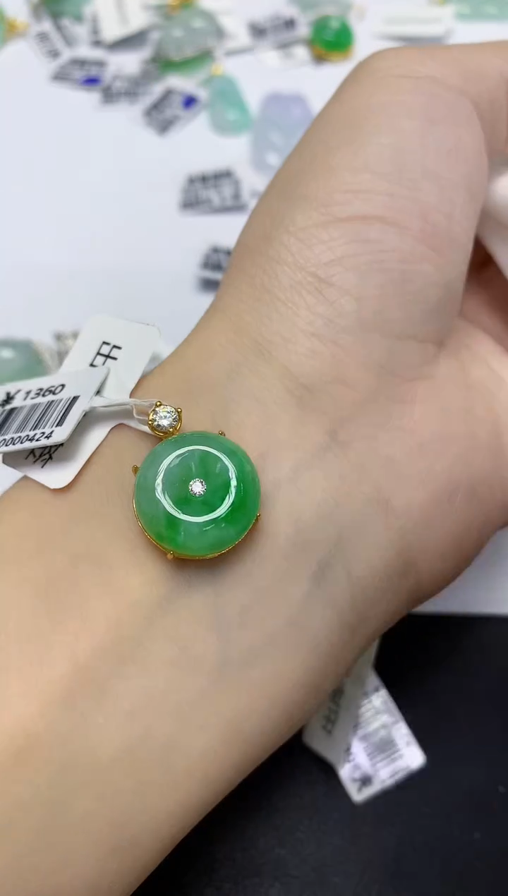 颈饰未镶嵌翡翠天然缅甸翡翠A货多样性发一件