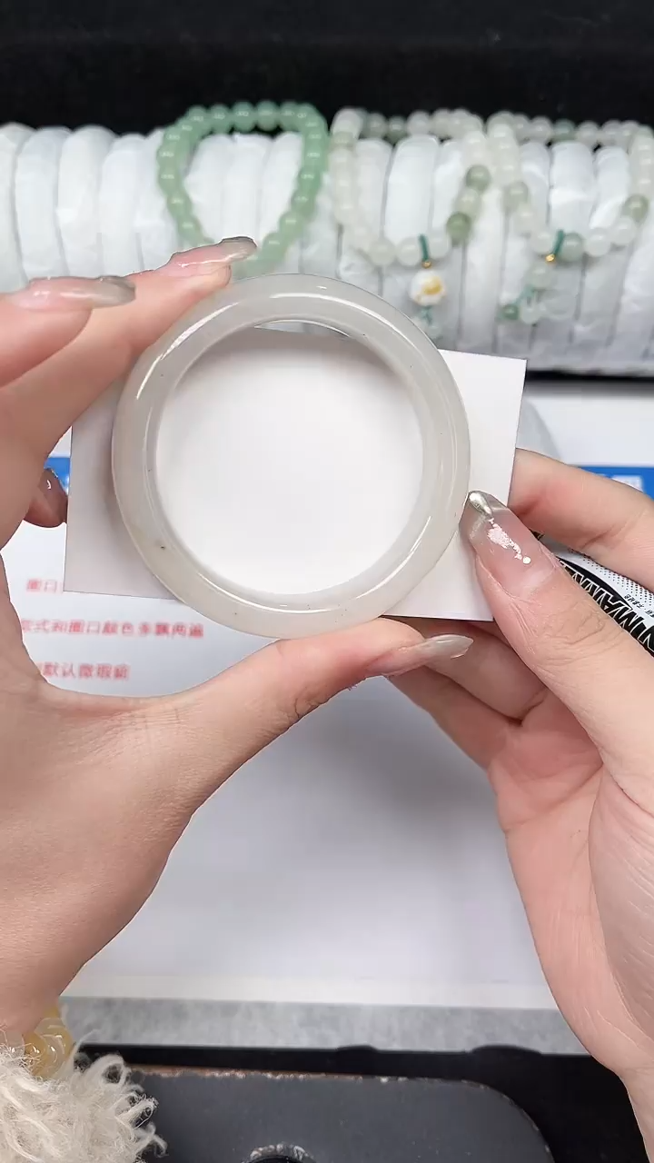 未镶嵌手镯石英质玉183-52/53