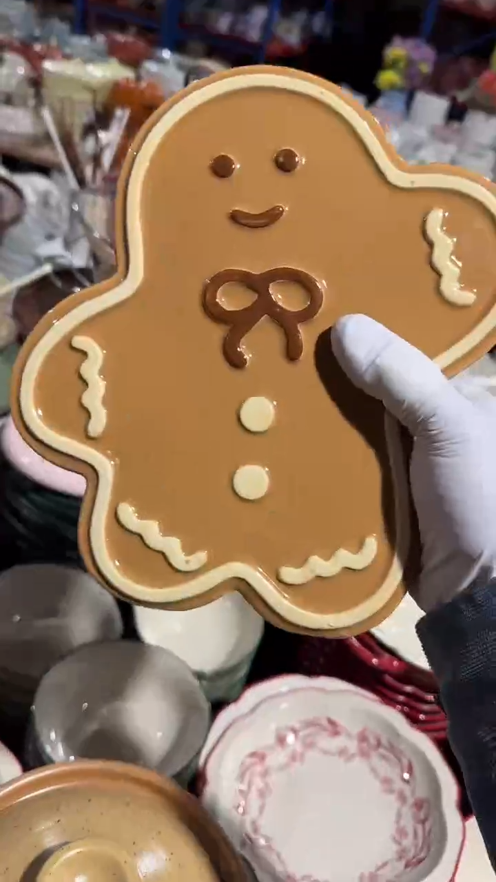 陶瓷姜饼人花瓶微瑕 凑满20元包邮