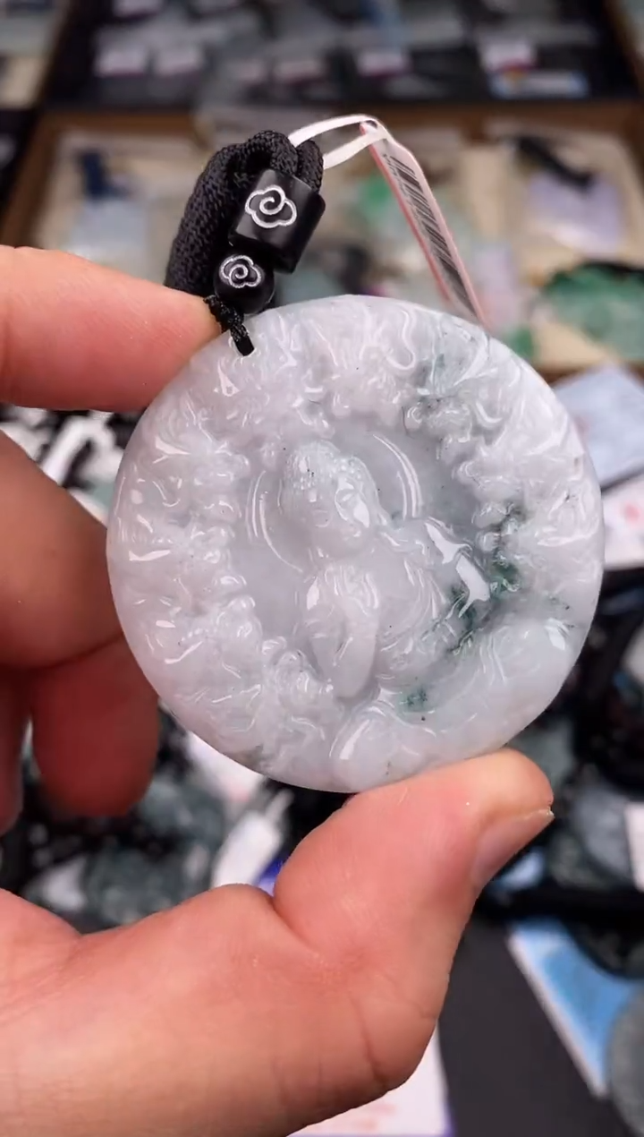 【闪购商品】翡翠颈饰未镶嵌  天然翡翠，一物一图