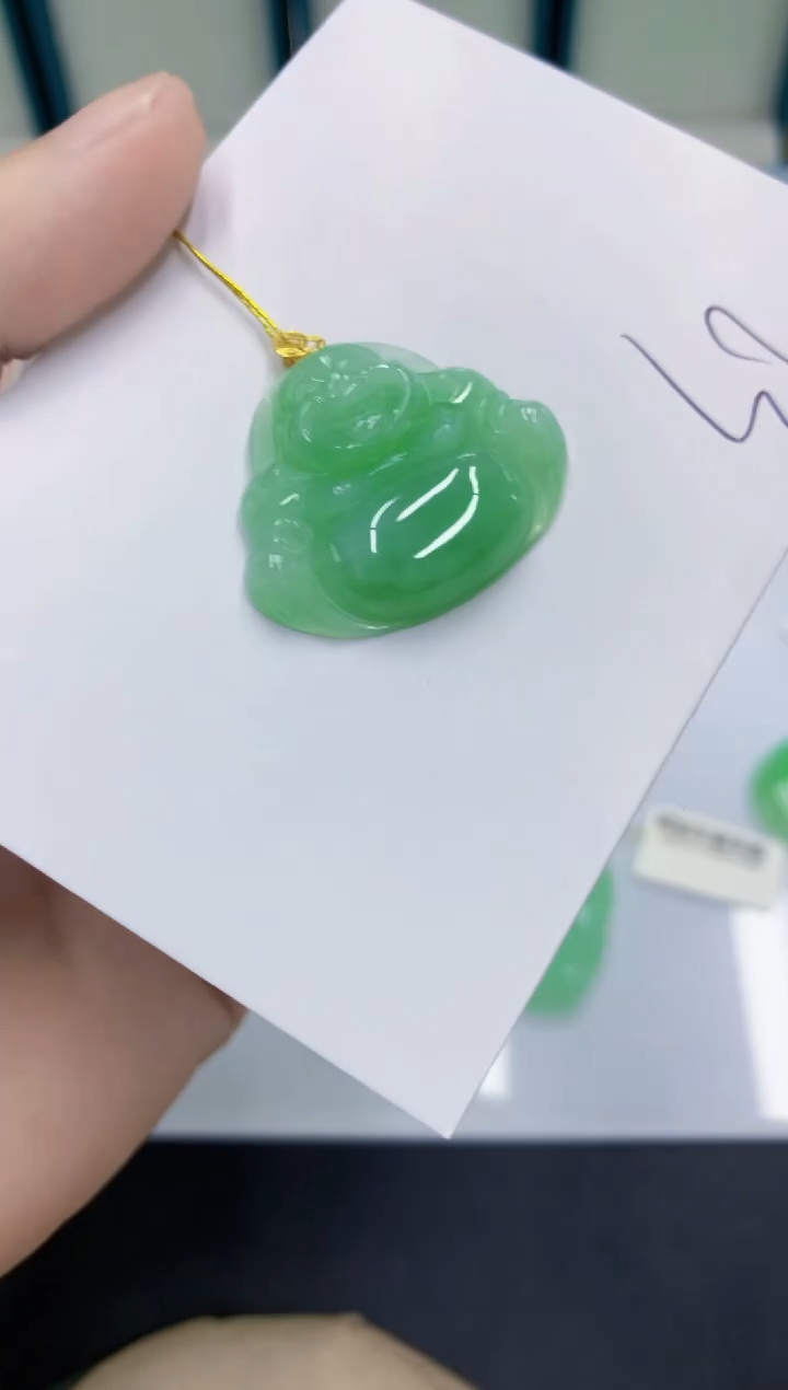 颈饰18K金镶嵌翡翠翡翠