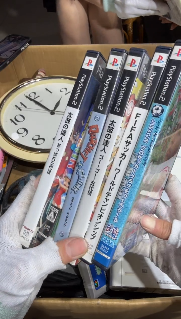 8新魏****3 680   中古商品，瑕疵品，不保好坏。