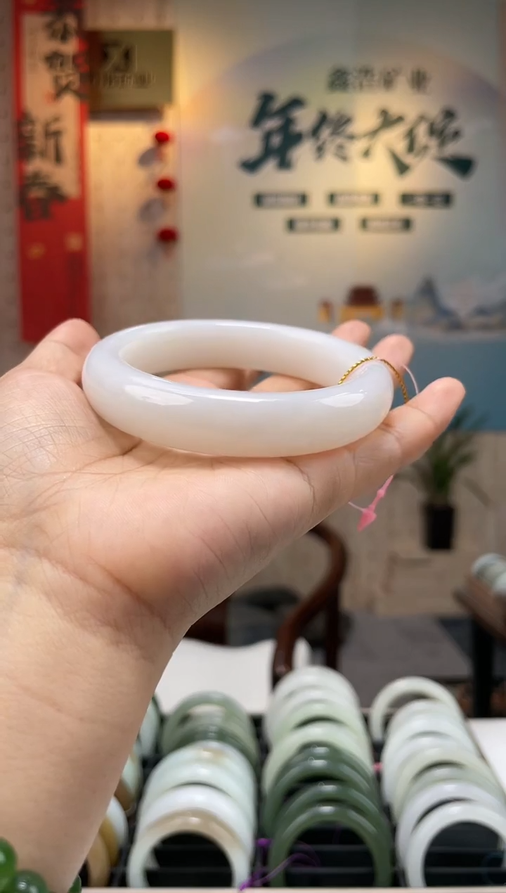 【闪购商品】和田玉手镯未镶嵌圈口备注 且末暖色手镯一条