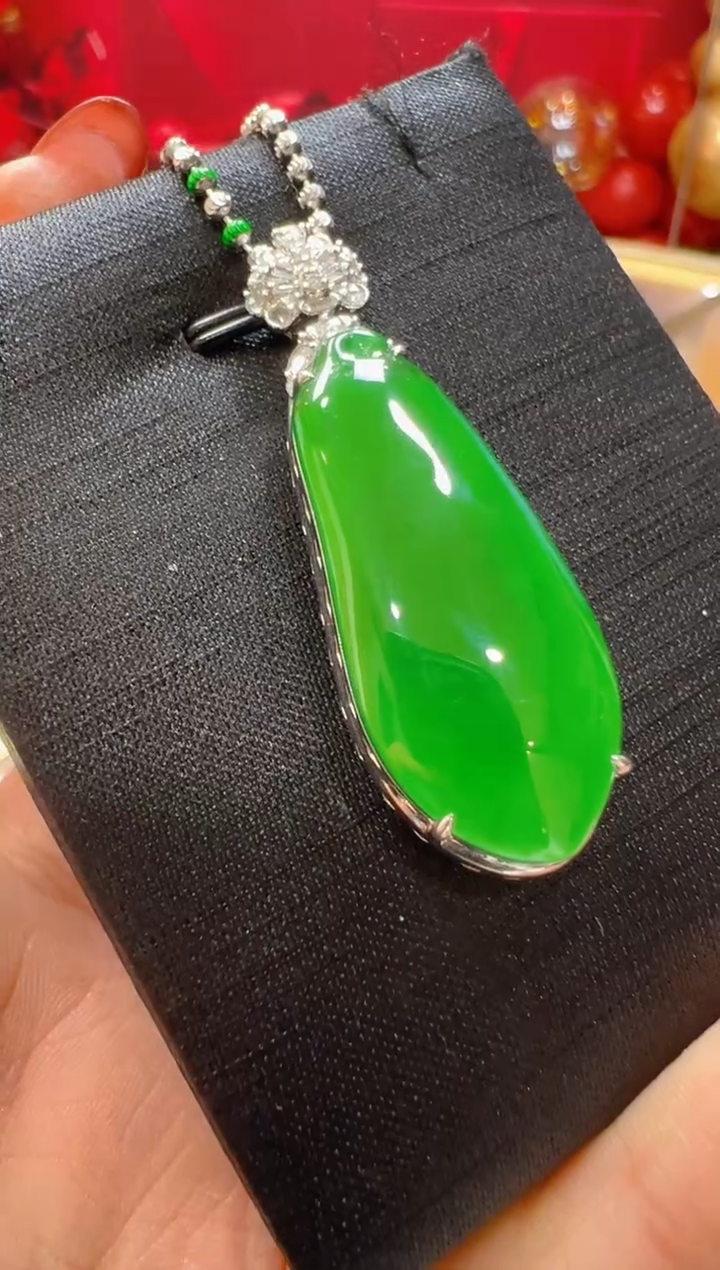 【闪购商品】翡翠吊坠(不含链)18K金镶嵌多样性团购发一件