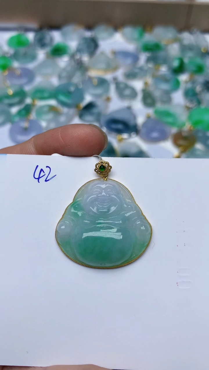 【闪购商品】翡翠颈饰18K金镶嵌天然翡翠A货   