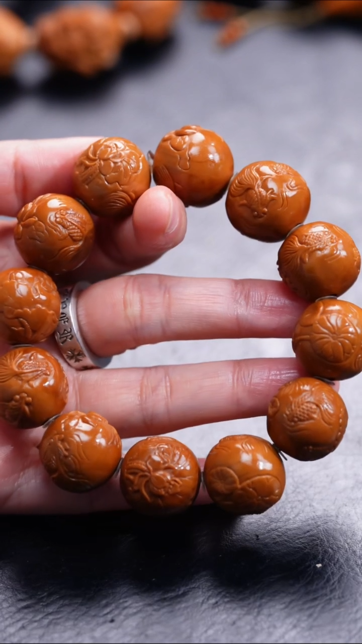 【闪购商品】橄榄核吊坠橄榄核