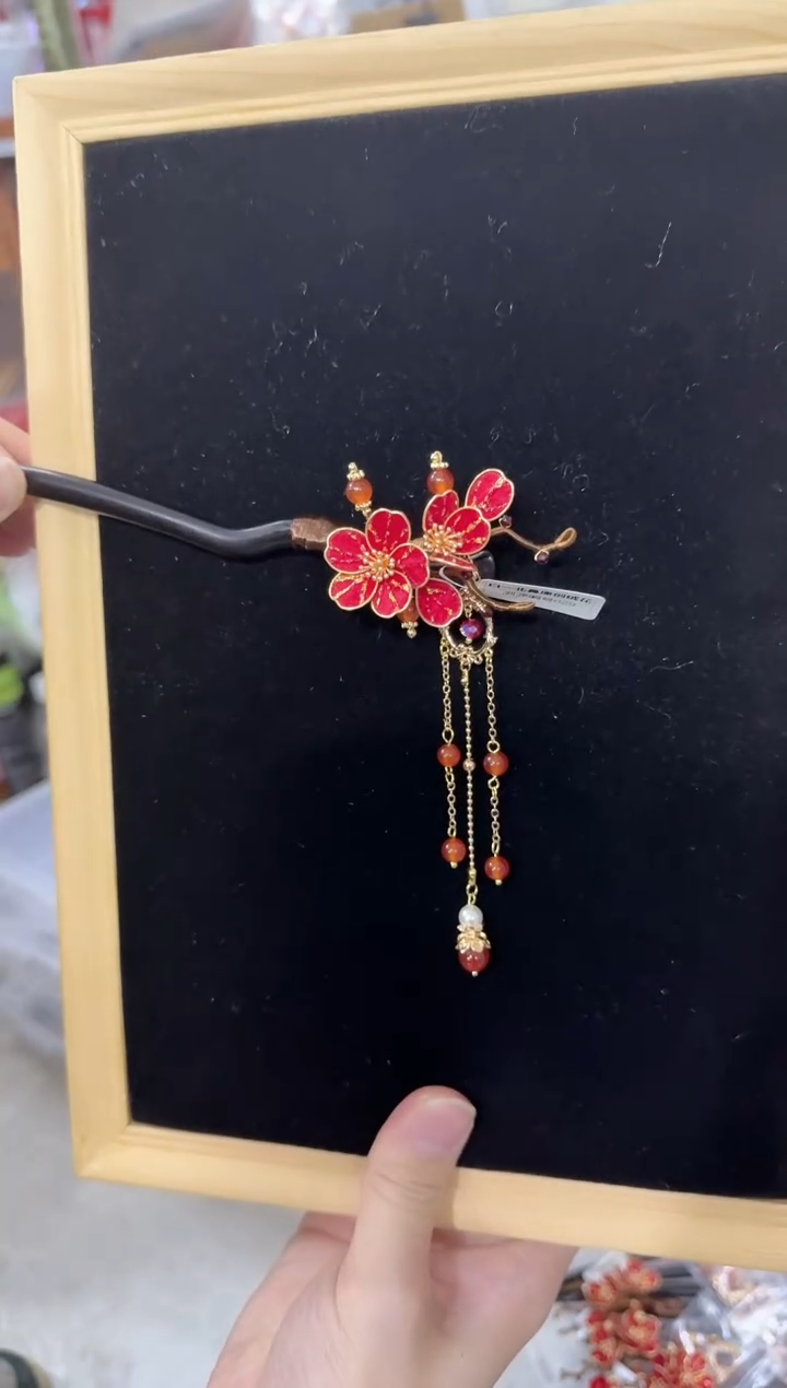 合金无564 非遗绒花 带流苏 