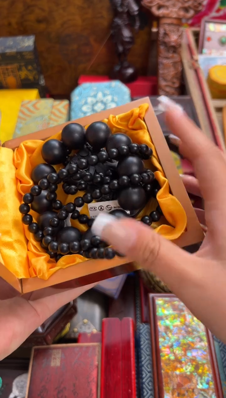 瓷片--------瓷---------翳珀一套手串+龙牌