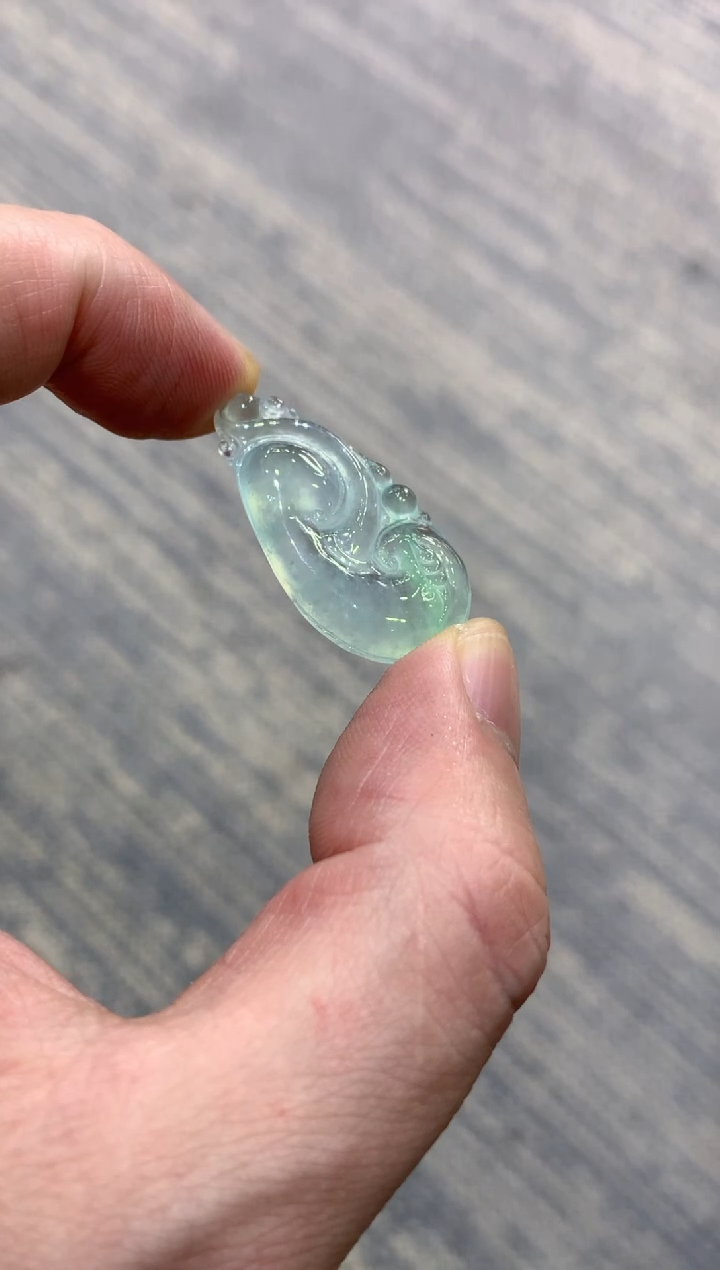 颈饰未镶嵌翡翠天然A货翡翠