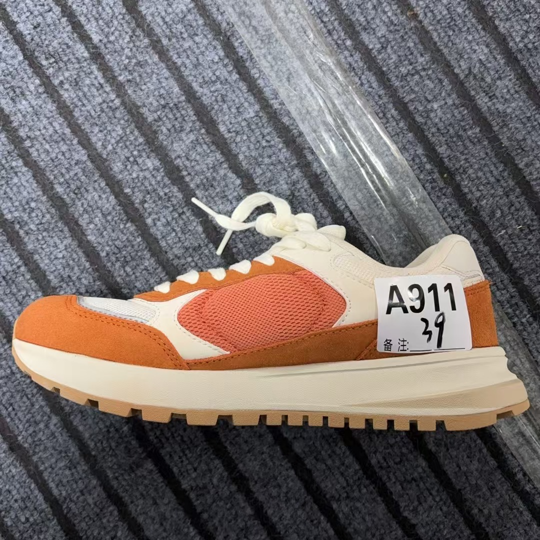 男女户外休闲鞋a911