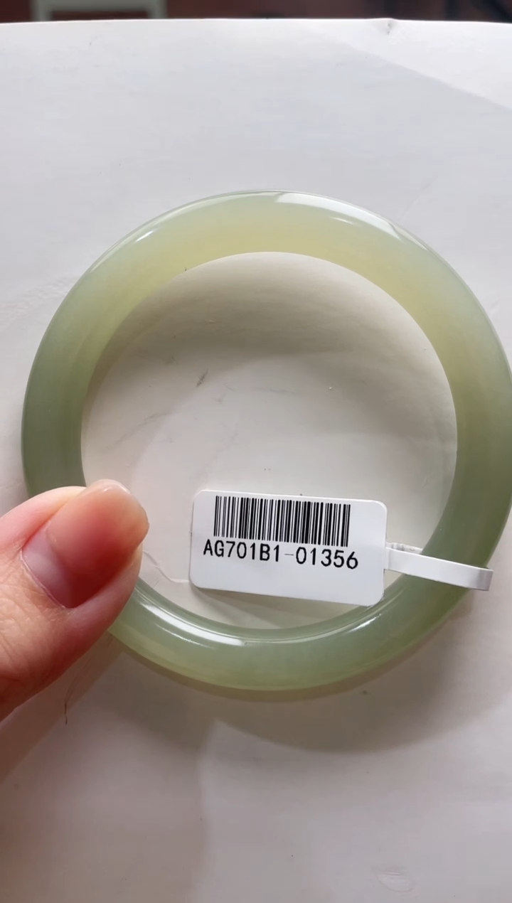 【闪购商品】和田玉手镯未镶嵌56+圈口