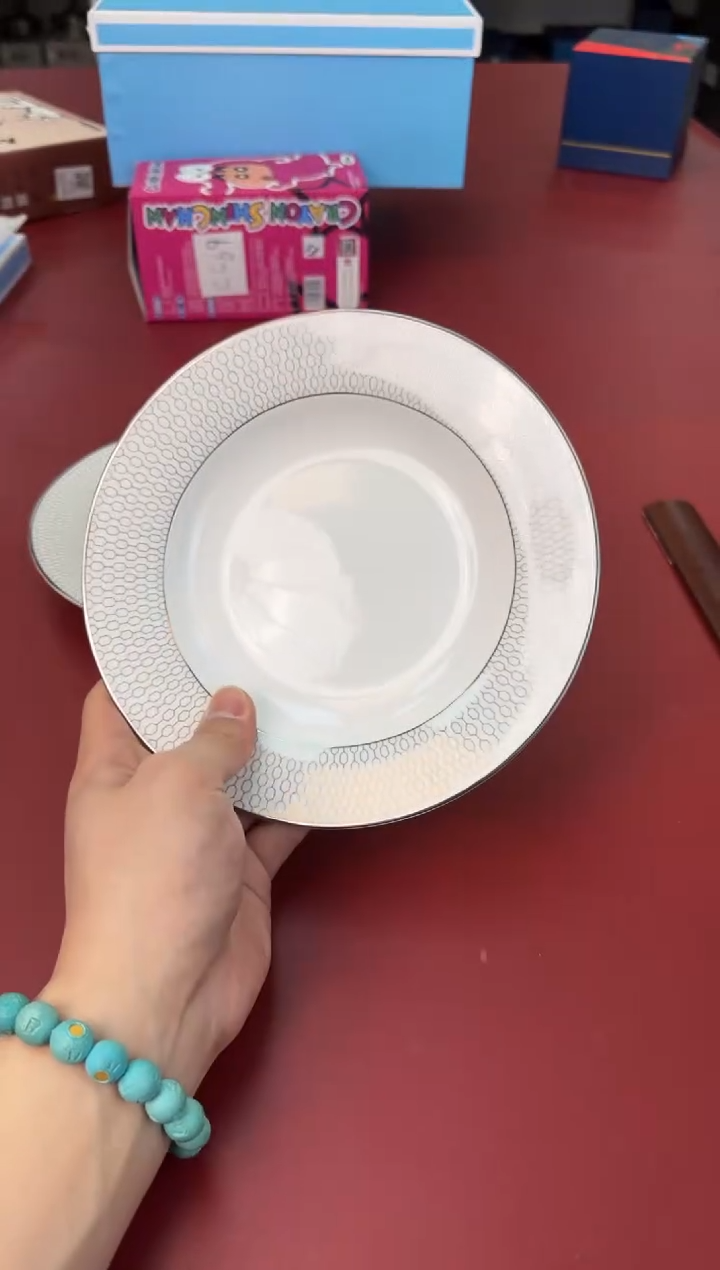 【闪购商品】瓷片新号开播全场漏@@H1852