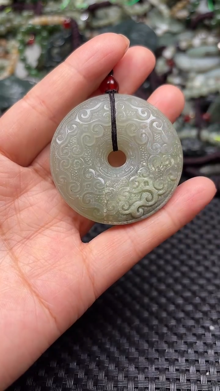 【闪购商品】和田玉颈饰未镶嵌.