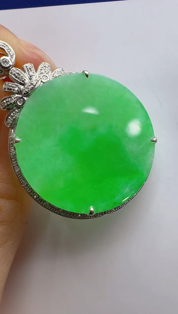 【闪购商品】翡翠吊坠(不含链)18K金镶嵌多样性团购发一件