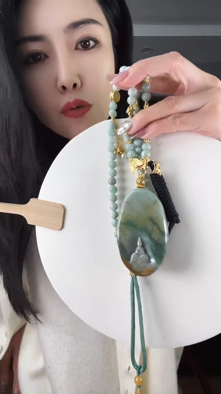 【闪购商品】翡翠颈饰未镶嵌无相观音