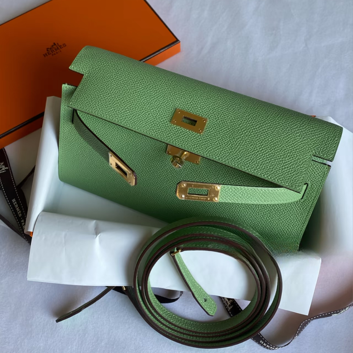 99新 Hermes/爱马仕 小花6珊 Kelly to go EP皮牛油果绿金扣Y刻包