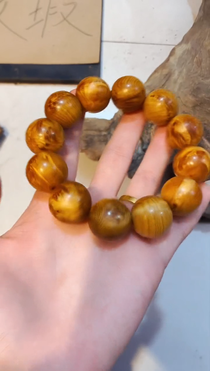 柏木（崖柏）19溏瘤2.0北太行崖柏手把件手串