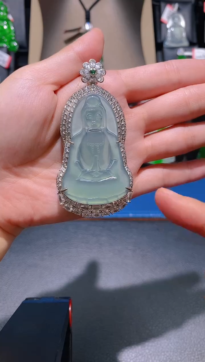 【闪购商品】翡翠颈饰未镶嵌天然A货翡翠02