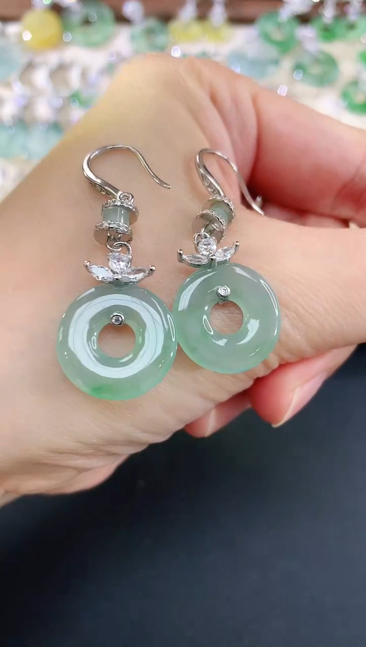 未镶嵌翡翠耳饰106买断场不退不换|680