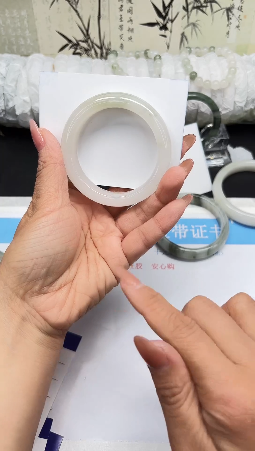 未镶嵌手镯石英质玉A127-52/53/54