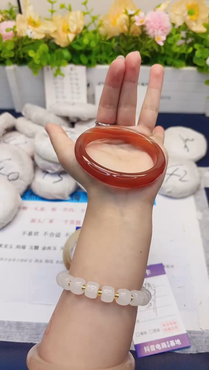 石英质玉手镯未镶嵌278-玛瑙-圈口56