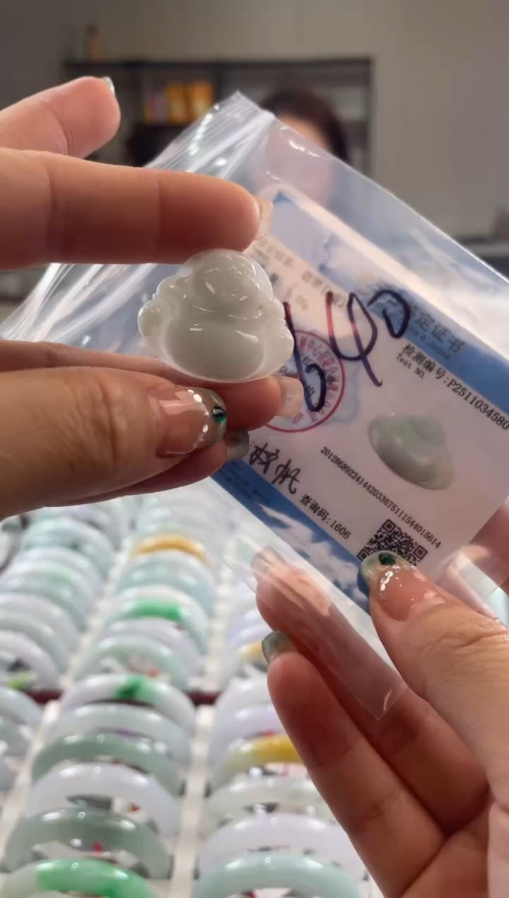 颈饰未镶嵌翡翠多样性发一