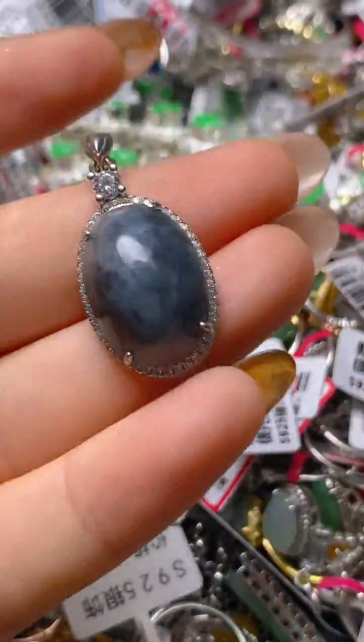 银S925镶嵌戒指翡翠百内无证书