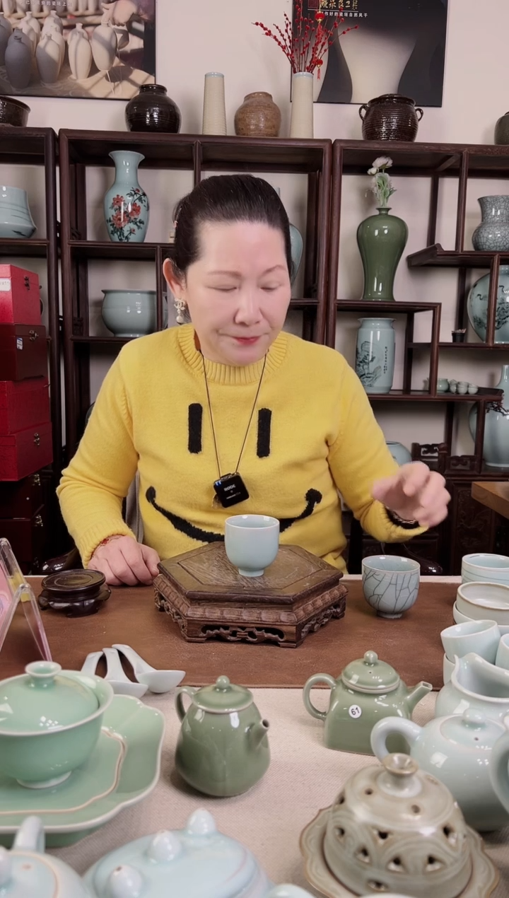 【闪购商品】杯纯手工 粉青 直口杯