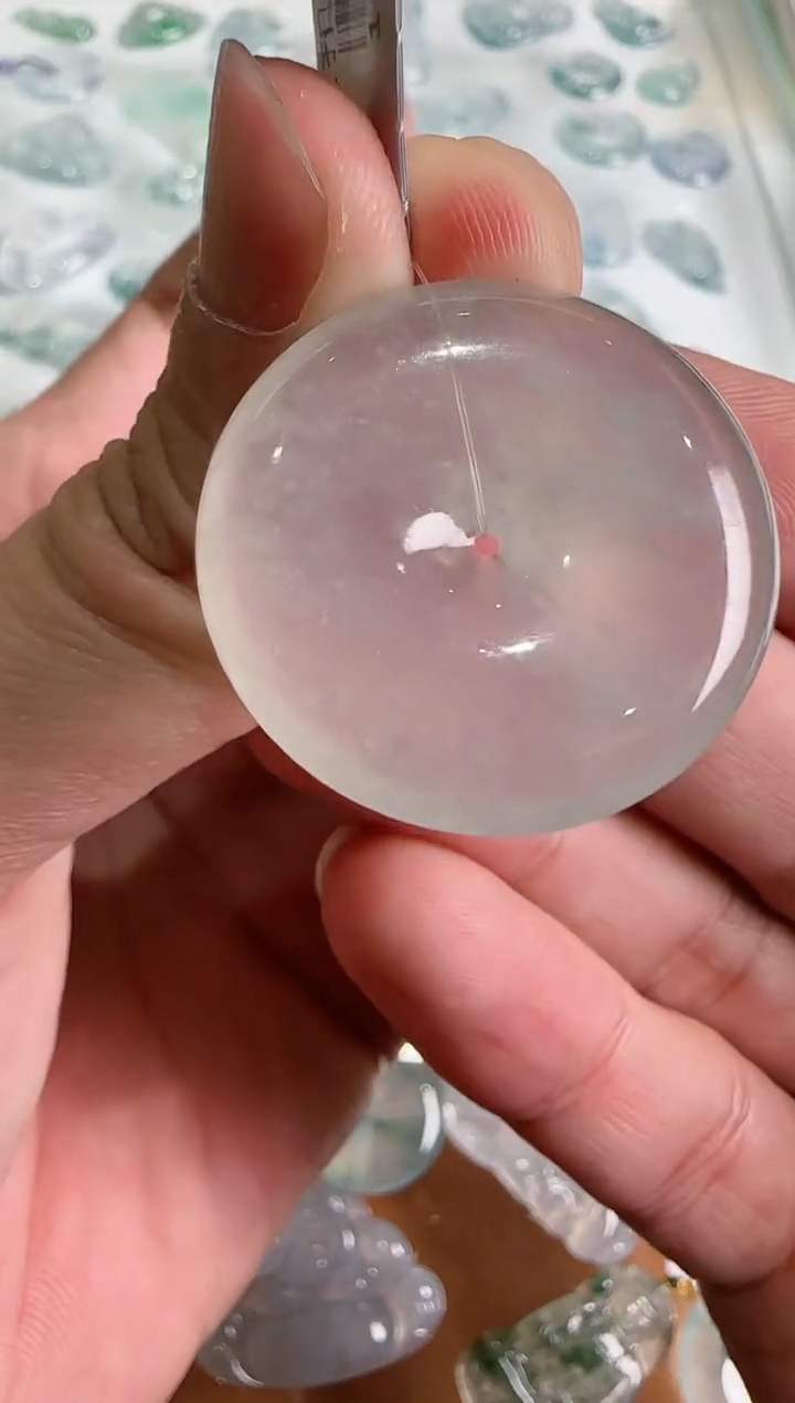 【闪购商品】翡翠吊坠(不含链)未镶嵌··