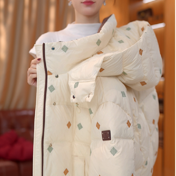 婷婷-2025冬季新款洋气保暖羽绒服W55Q42544