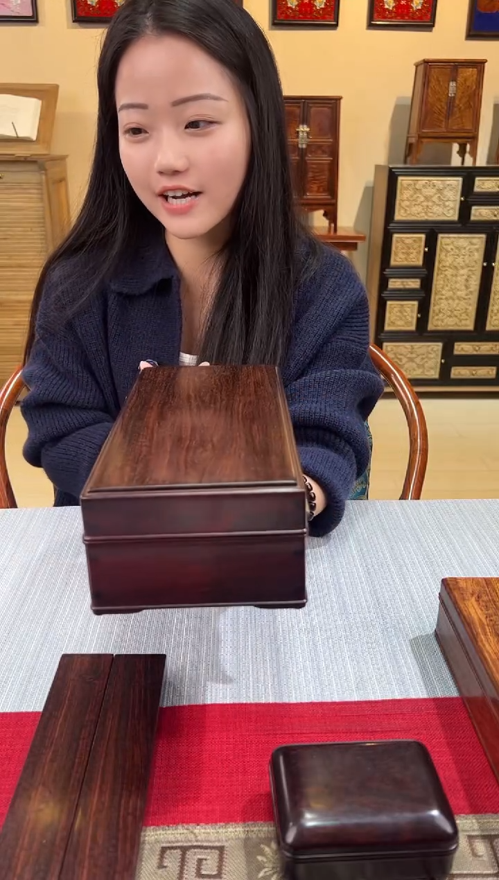 紫檀木类成套家具全独板藏宝盒   一木一器   一物一拍
