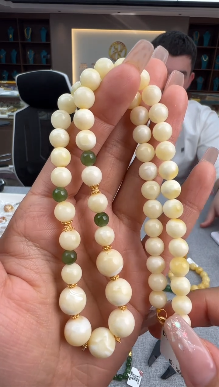 【闪购商品】琥珀颈饰未镶嵌28秒拍号