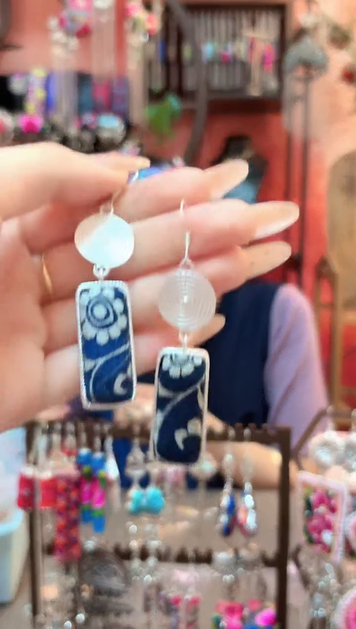 织绣云织谣民族风精美饰品176*