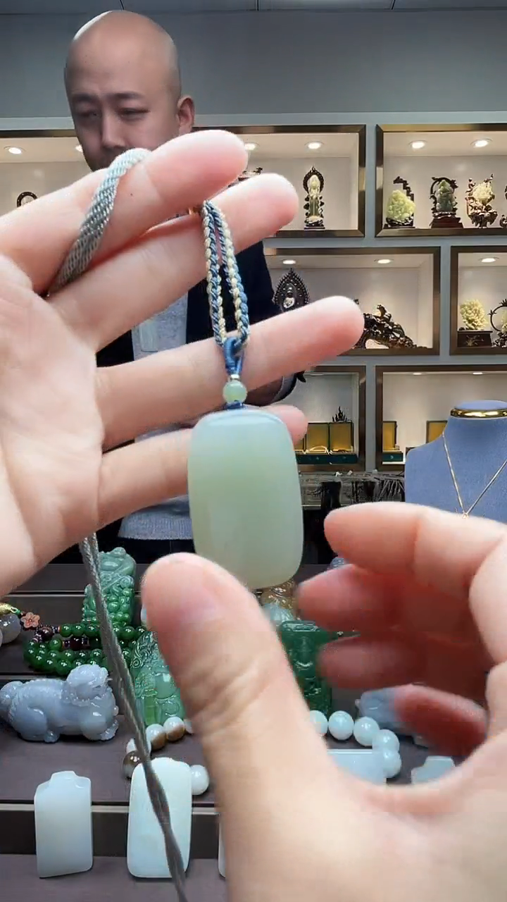 【闪购商品】和田玉颈饰未镶嵌苏