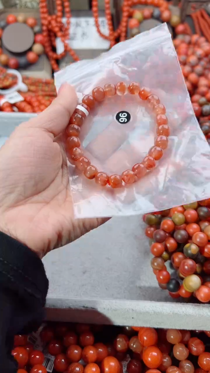 南红玛瑙未镶嵌手串9