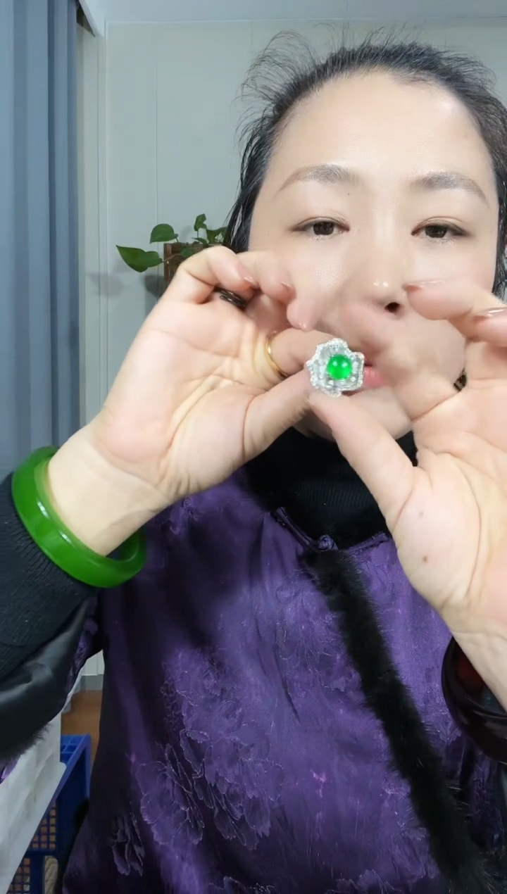 【闪购商品】树脂制品00000000086