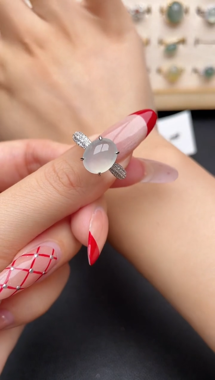 【闪购商品】翡翠戒指银S925镶嵌一物一证一礼盒