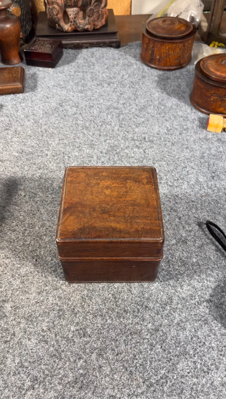 【闪购商品】贡木老五旧藏小盒