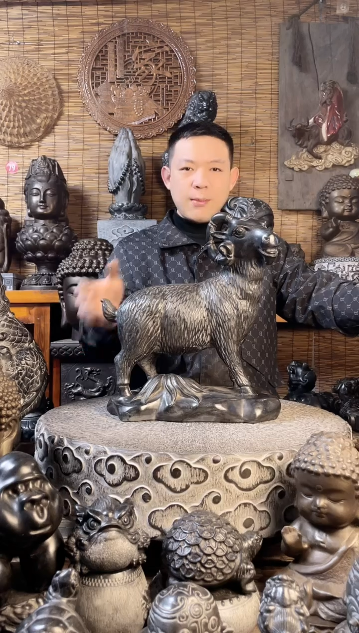 【闪购商品】40领头羊天然青石雕刻