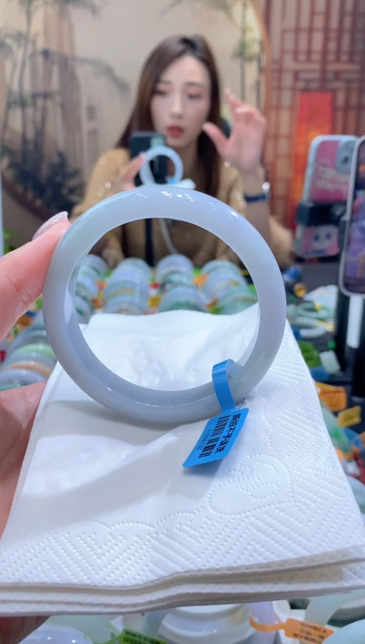 未镶嵌手镯翡翠00079840