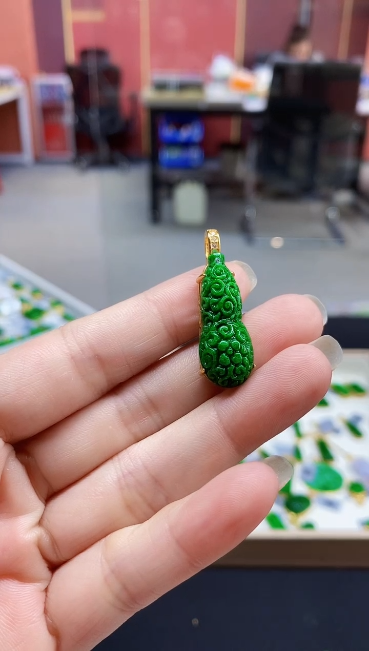 颈饰未镶嵌翡翠吊坠-22