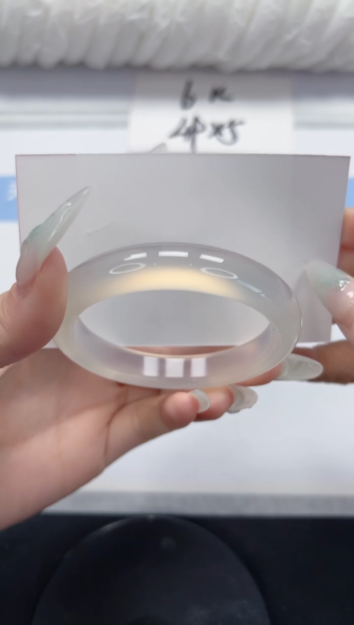 石英质玉手镯未镶嵌A16-55.3