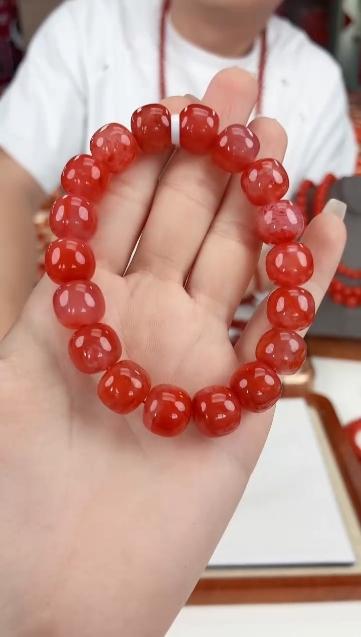 南红玛瑙老型手串12+未镶嵌一个/条