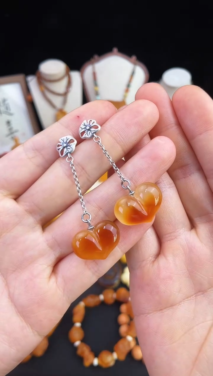 琥珀未镶嵌珠宝奇石柒月