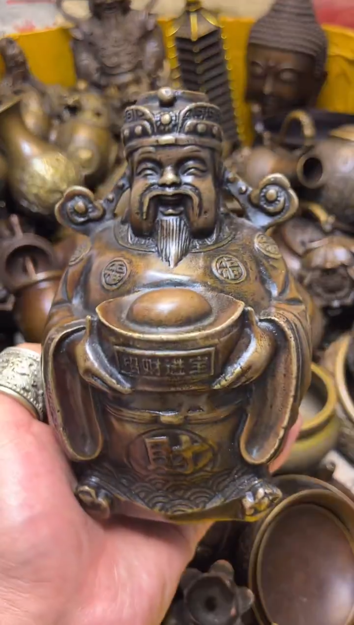 精美铜器，点击下单