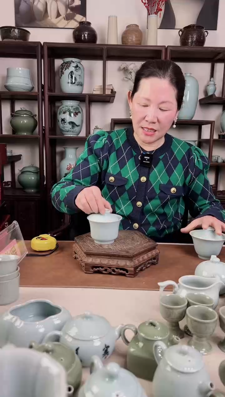 【闪购商品】杯青瓷 粉青 二才盖碗（马蹄）