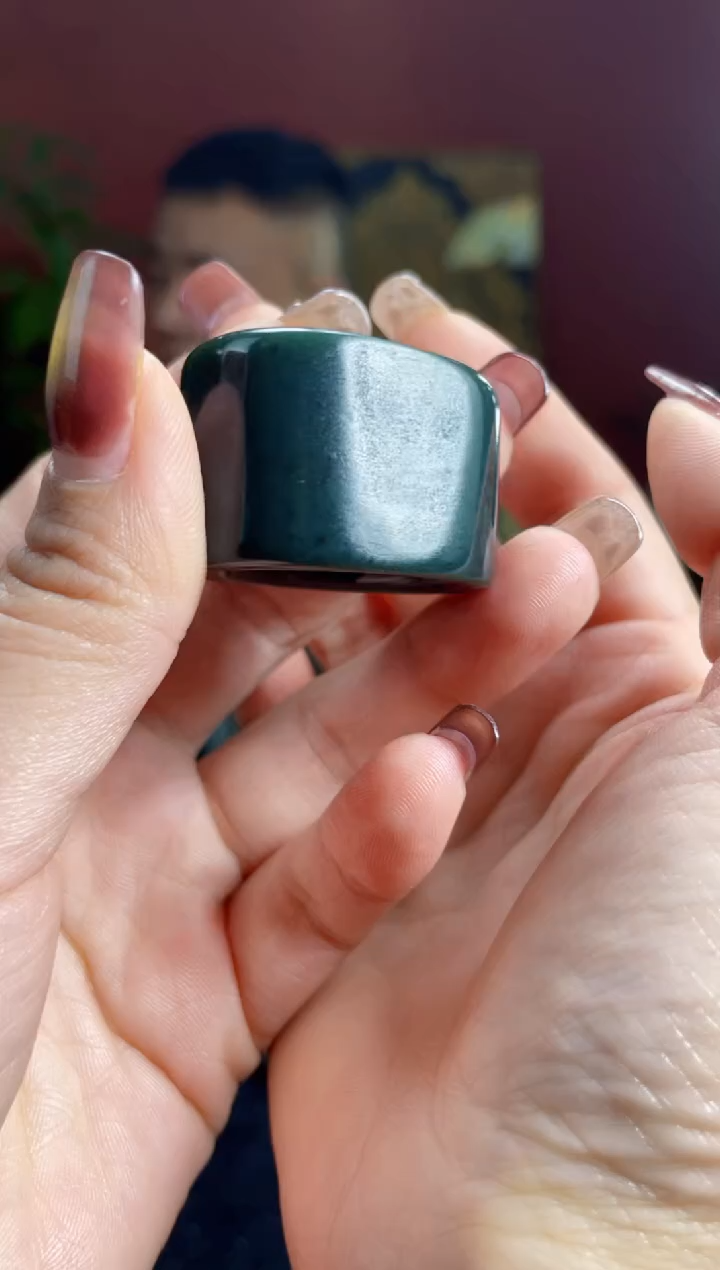 未镶嵌和田玉挂件扳指