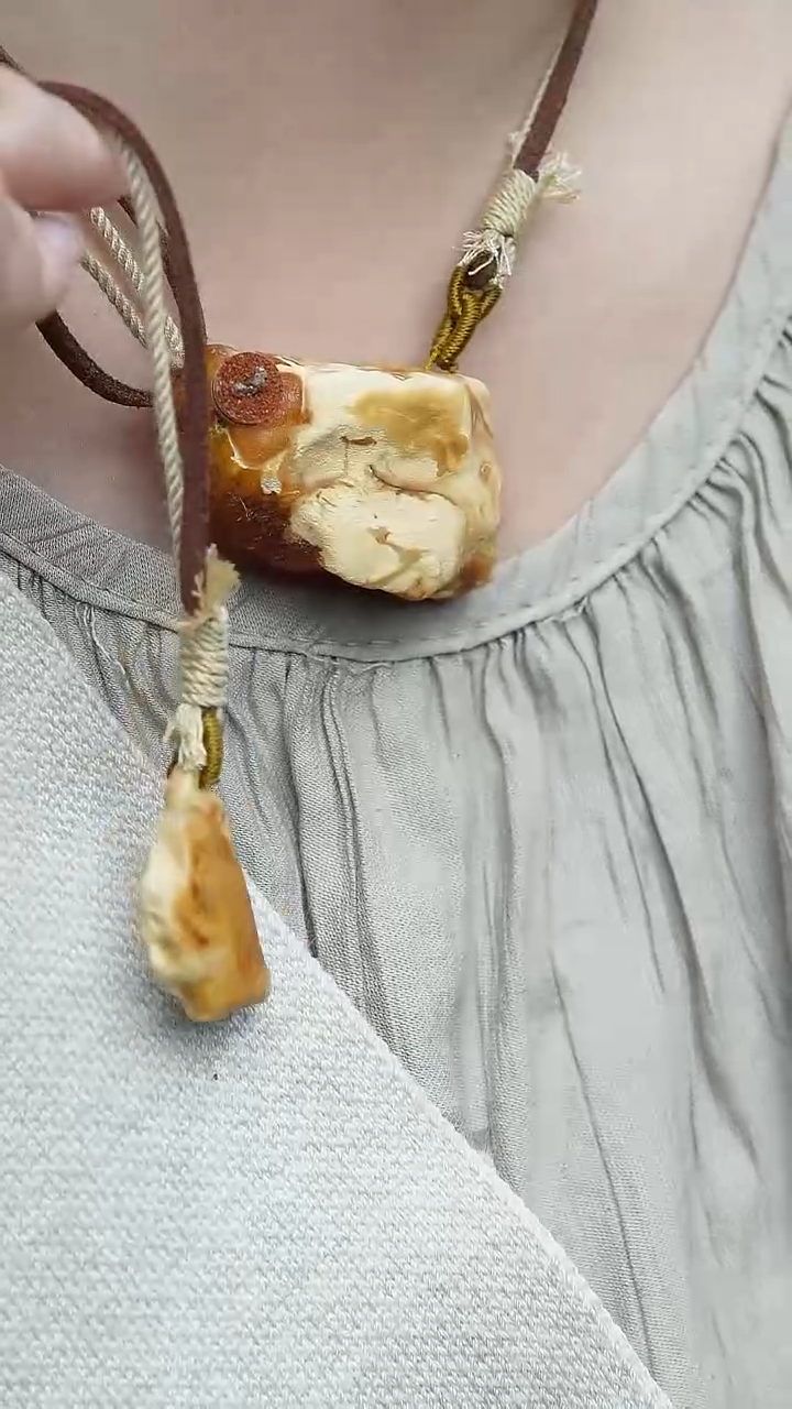 【闪购商品】琥珀裸石未镶嵌原石